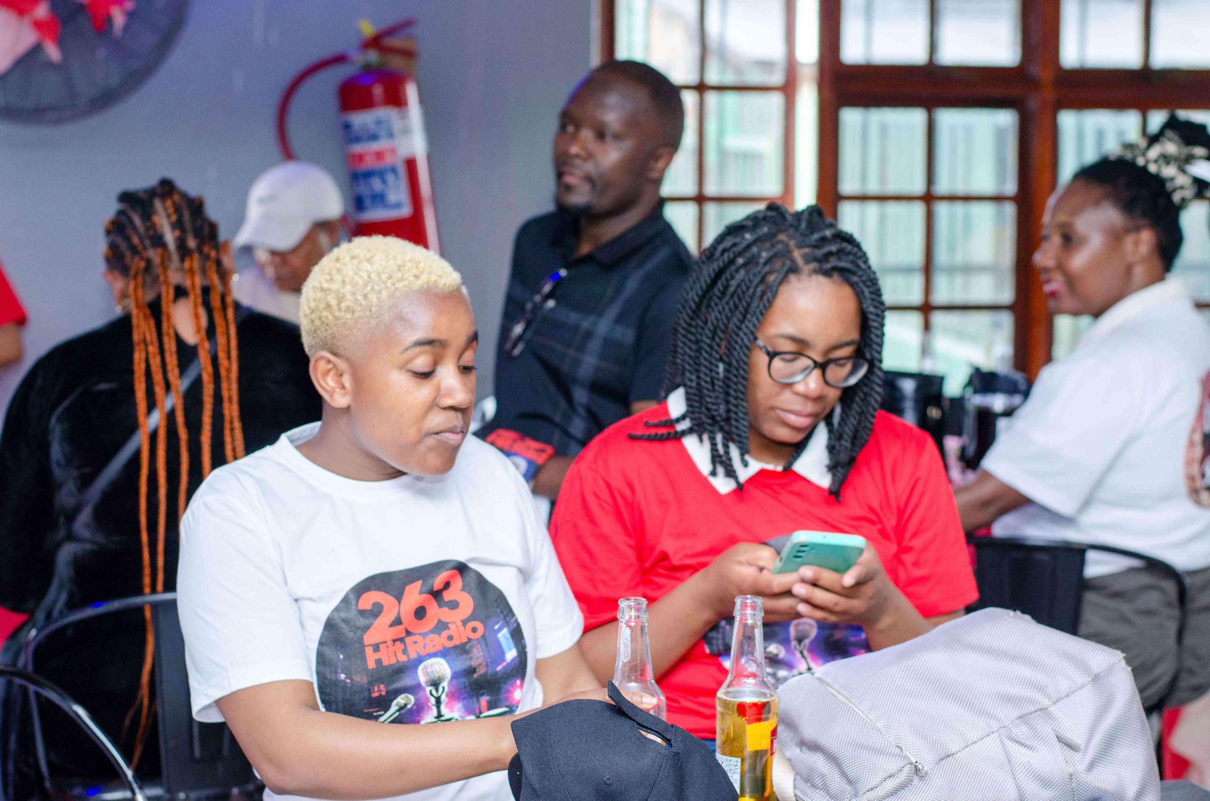 Meet & Mingle Photo 9